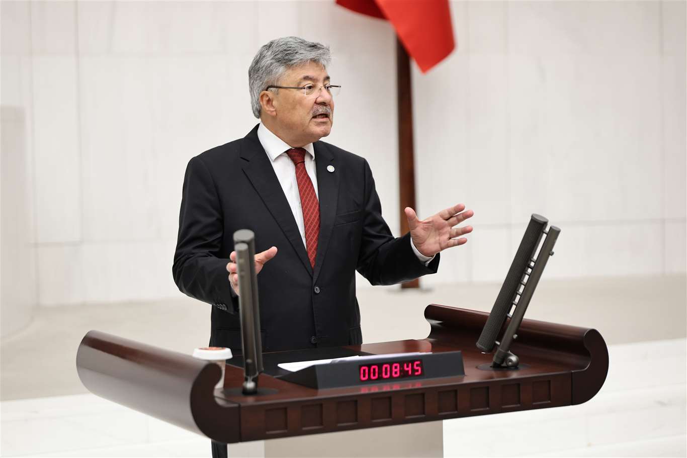  Metin Ergun: 